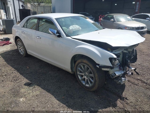 Auction sale of the 2011 Chrysler 300c, vin: 2C3CA6CT6BH514814, lot number: 44712611