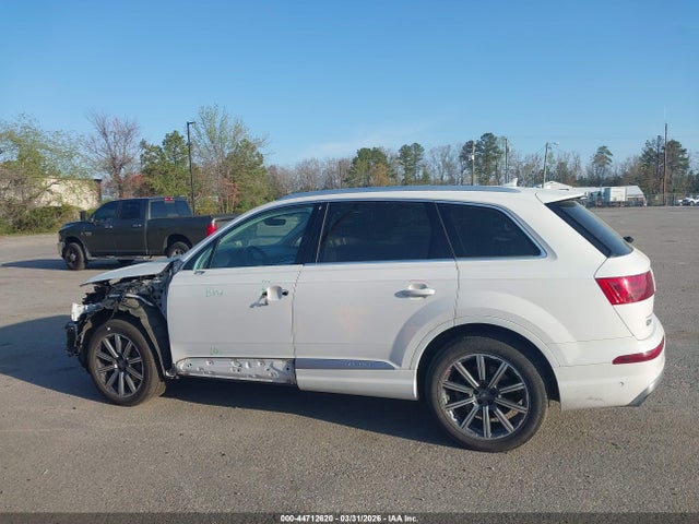 Audi Q7 55 Premium 2019 WA1LAAF77KD012804 Image 15