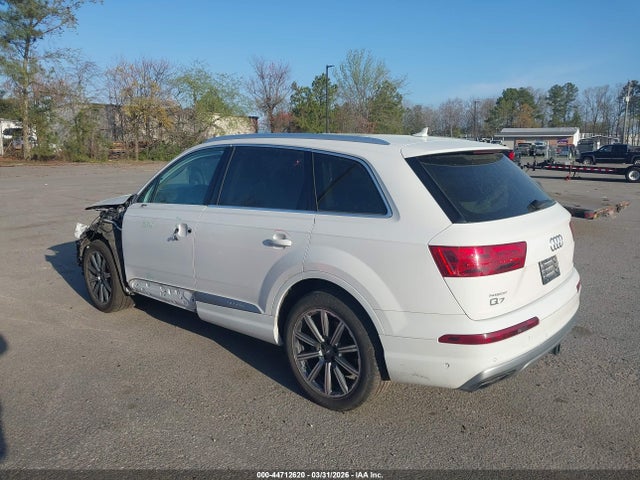 Audi Q7 55 Premium 2019 WA1LAAF77KD012804 Image 3