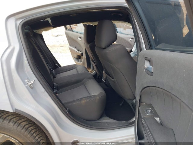 44712640 :رقم المزاد ، 2C3CDXBG4MH608629 vin ، 2021 Dodge Charger Sxt Rwd مزاد بيع