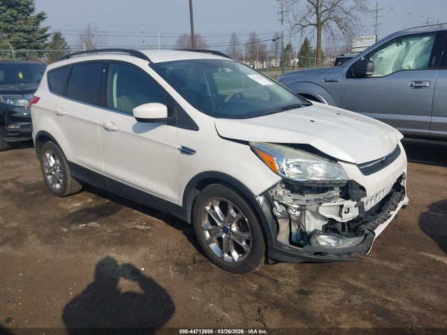 44712698 :رقم المزاد ، 1FMCU0GX0GUA44180 vin ، 2016 Ford Escape Se مزاد بيع