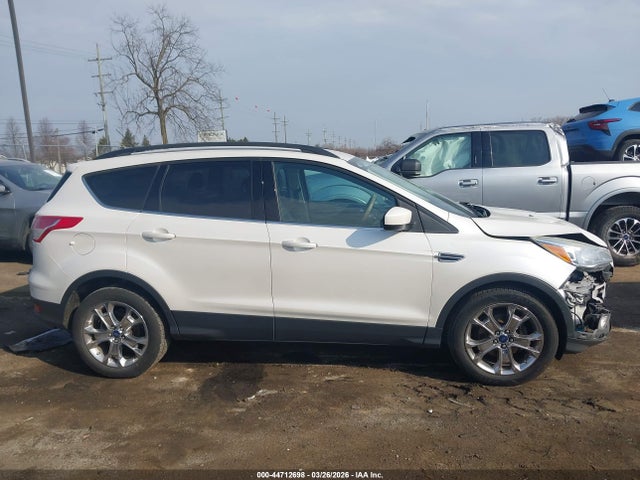 44712698 :رقم المزاد ، 1FMCU0GX0GUA44180 vin ، 2016 Ford Escape Se مزاد بيع