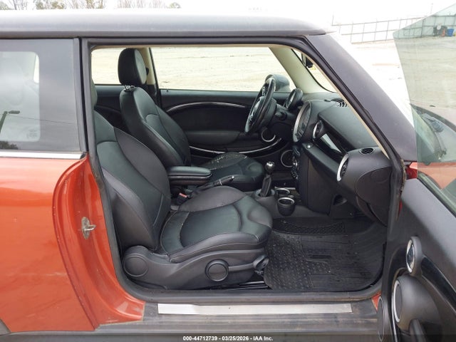 2012 MINI COOPER WMWSU3C58CT184741 Photo 4