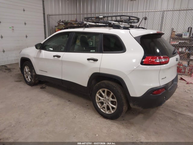 44712781 :رقم المزاد ، 1C4PJMAB8GW156247 vin ، 2016 Jeep Cherokee Sport مزاد بيع
