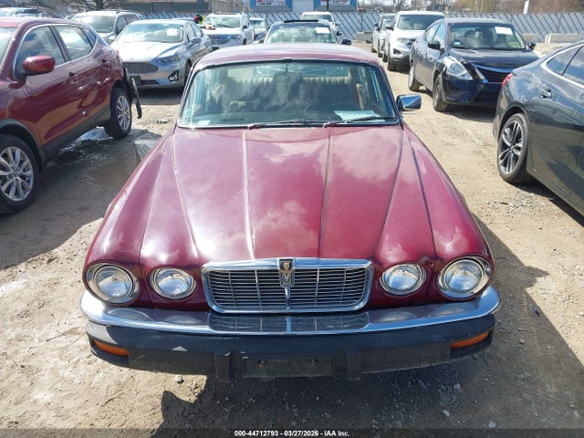 Продажа на аукционе авто 1977 Jaguar S-type, vin: JBVLV49C109911, номер лота: 44712793