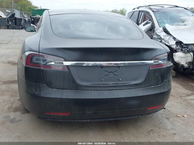 2018 Tesla Model S 100d/75d/p100d მანქანა იყიდება აუქციონზე, vin: 5YJSA1E28JF280954, აუქციონის ნომერი: 44712804