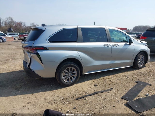 Aukcja sprzedaży 2025 Toyota Sienna Xle, vin: 5TDYRKEC4SS262532, numer aukcji: 44712808