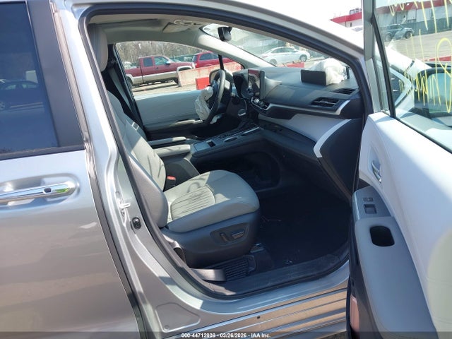 Aukcja sprzedaży 2025 Toyota Sienna Xle, vin: 5TDYRKEC4SS262532, numer aukcji: 44712808