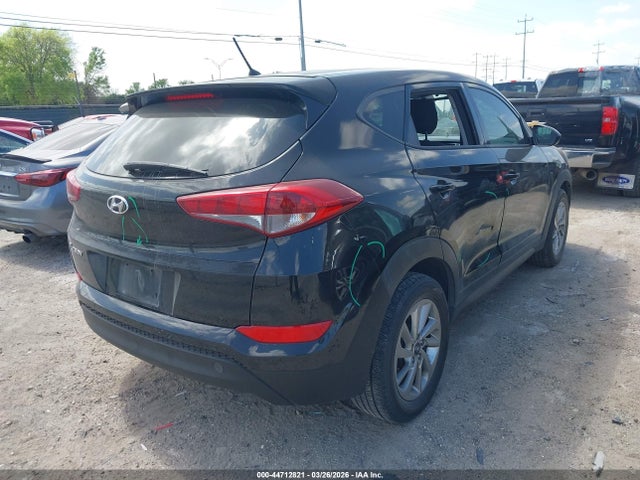 KM8J23A46JU684592 Hyundai TUCSON SE