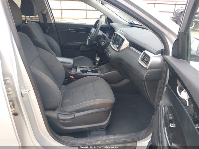 2019 Kia Sorento 2.4l Lx მანქანა იყიდება აუქციონზე, vin: 5XYPG4A31KG554252, აუქციონის ნომერი: 44712826