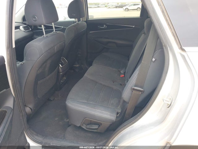 2019 Kia Sorento 2.4l Lx მანქანა იყიდება აუქციონზე, vin: 5XYPG4A31KG554252, აუქციონის ნომერი: 44712826