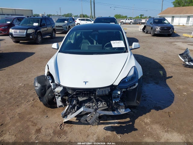 Продажа на аукционе авто 2023 Tesla Model 3 Rear-wheel Drive, vin: 5YJ3E1EA5PF463995, номер лота: 44712841