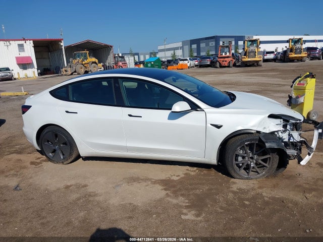 Продажа на аукционе авто 2023 Tesla Model 3 Rear-wheel Drive, vin: 5YJ3E1EA5PF463995, номер лота: 44712841