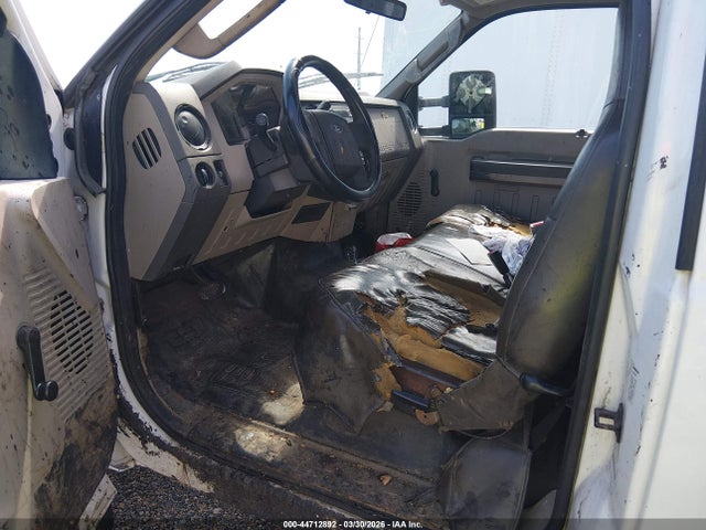 44712892 :رقم المزاد ، 1FDAF46R29EB01357 vin ، 2009 Ford F-450 Chassis Xl/xlt مزاد بيع