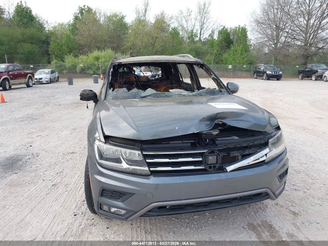44712913 :رقم المزاد ، 3VV2B7AX7JM037098 vin ، 2018 Volkswagen Tiguan 2.0t Se/2.0t Sel مزاد بيع
