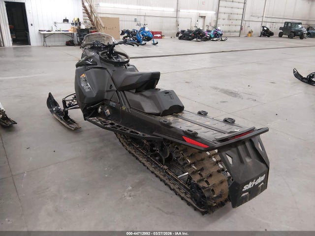 Ski Doo Backcountry Adrenaline 600 2025 2BPSUJSAXSV000130 Image 3