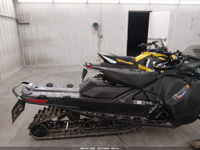 Ski Doo Backcountry Adrenaline 600 2025 2BPSUJSAXSV000130 Image 8