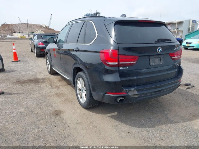 2014 BMW X5 5UXKR0C57E0H20409 Photo 2