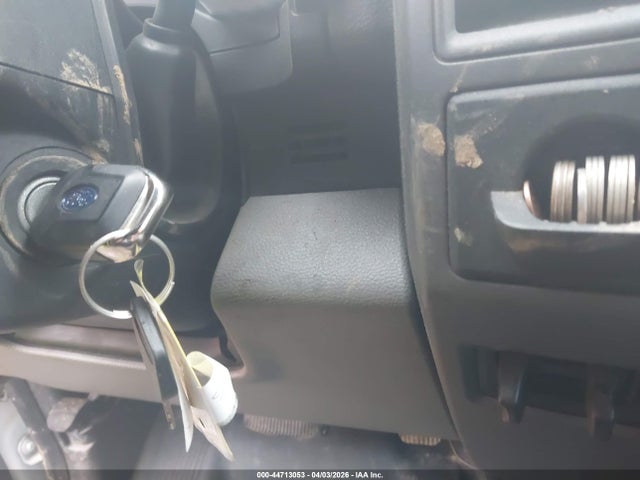 Ford F-550 Chassis Xl 2017 1FD0X5HT0HEF23228 Image 10