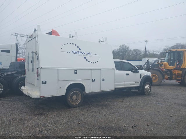 Ford F-550 Chassis Xl 2017 1FD0X5HT0HEF23228 Image 13