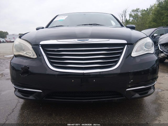 Продаж на аукціоні авто 2012 Chrysler 200 Lx, vin: 1C3CCBAB0CN256523, номер лоту: 44713071