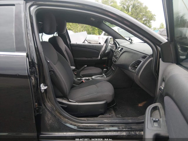 Продаж на аукціоні авто 2012 Chrysler 200 Lx, vin: 1C3CCBAB0CN256523, номер лоту: 44713071