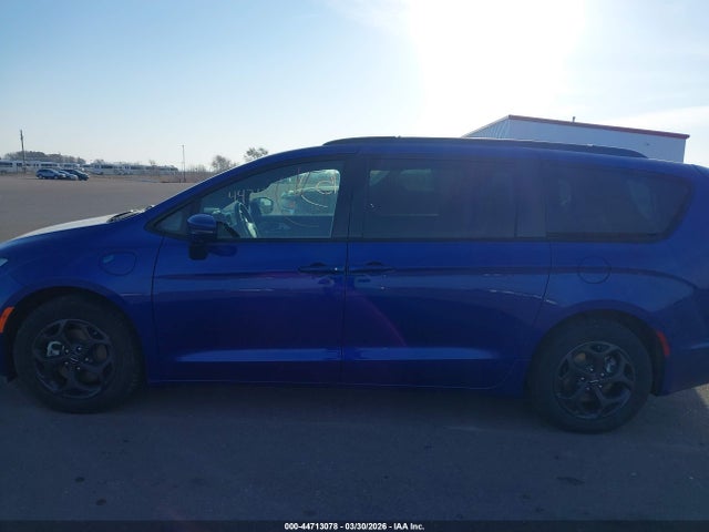 44713078 :رقم المزاد ، 2C4RC1L70MR536245 vin ، 2021 Chrysler Pacifica Hybrid Touring L مزاد بيع