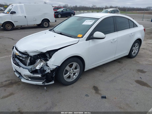 1G1PC5SB3F7287621 Chevrolet Cruze 1lt Auto