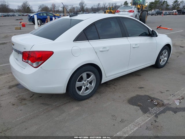 1G1PC5SB3F7287621 Chevrolet Cruze 1lt Auto