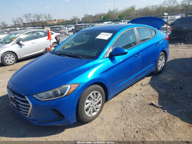 Hyundai ELANTRA SE 2017 KMHD74LFXHU223330 Image 2