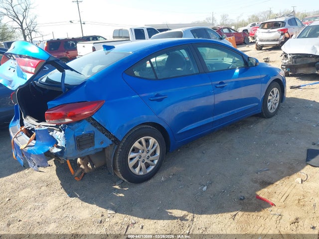 Hyundai ELANTRA SE 2017 KMHD74LFXHU223330 Image 4