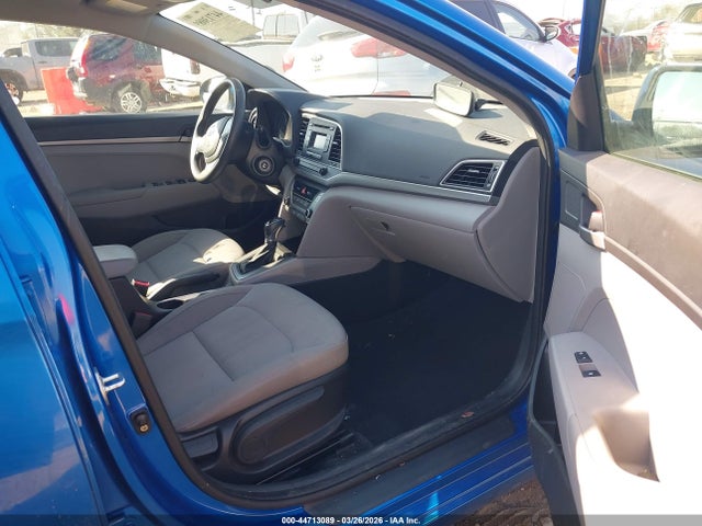 Hyundai ELANTRA SE 2017 KMHD74LFXHU223330 Image 5