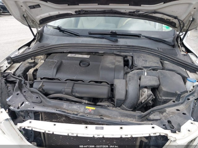 2011 VOLVO XC60 YV4952DZ8B2152514 Photo 9