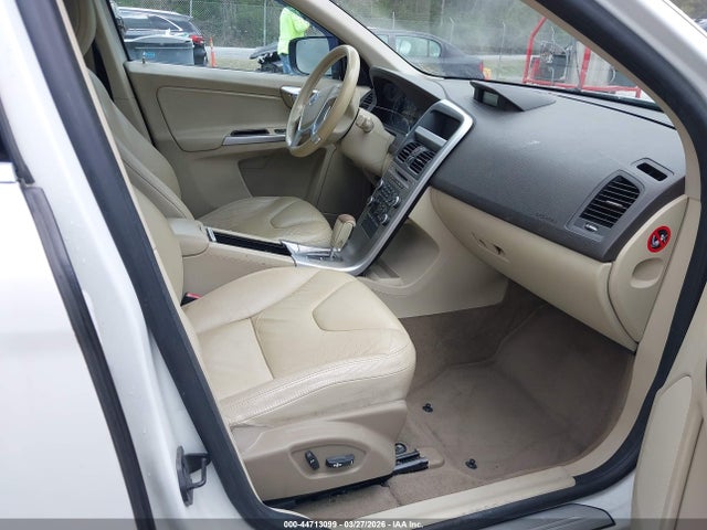 2011 VOLVO XC60 YV4952DZ8B2152514 Photo 4