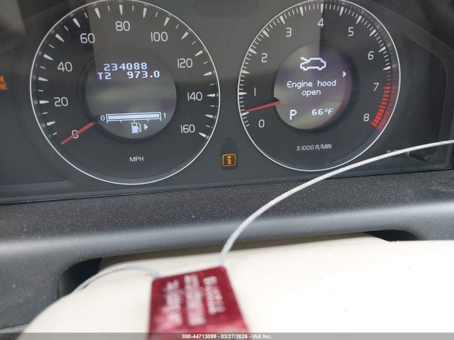 2011 VOLVO XC60 YV4952DZ8B2152514 Photo 6