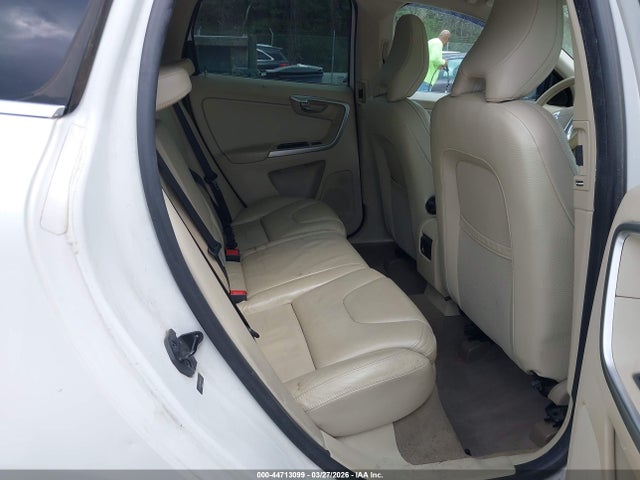 2011 VOLVO XC60 YV4952DZ8B2152514 Photo 7