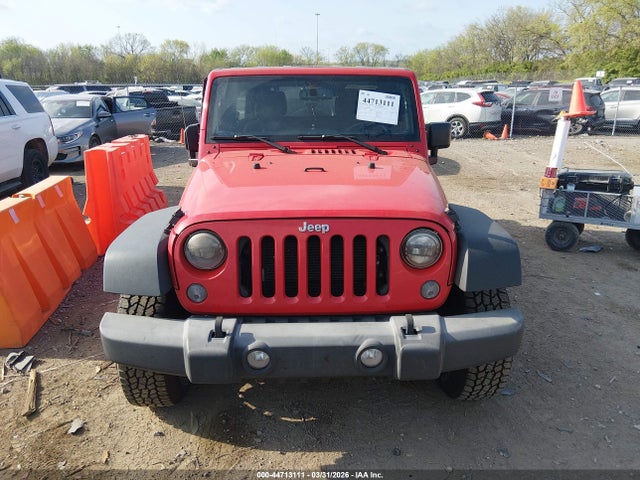 1C4BJWDG5HL529003 Jeep Wrangler Unlimited Sport 4x4