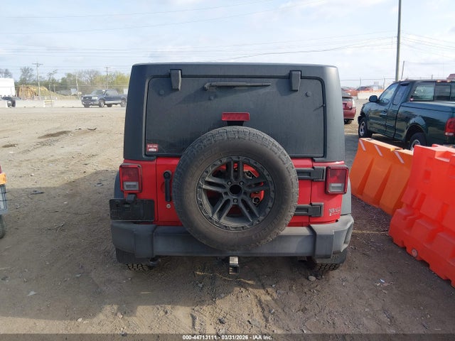 1C4BJWDG5HL529003 Jeep Wrangler Unlimited Sport 4x4