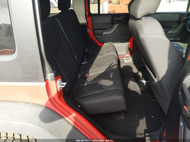 1C4BJWDG5HL529003 Jeep Wrangler Unlimited Sport 4x4