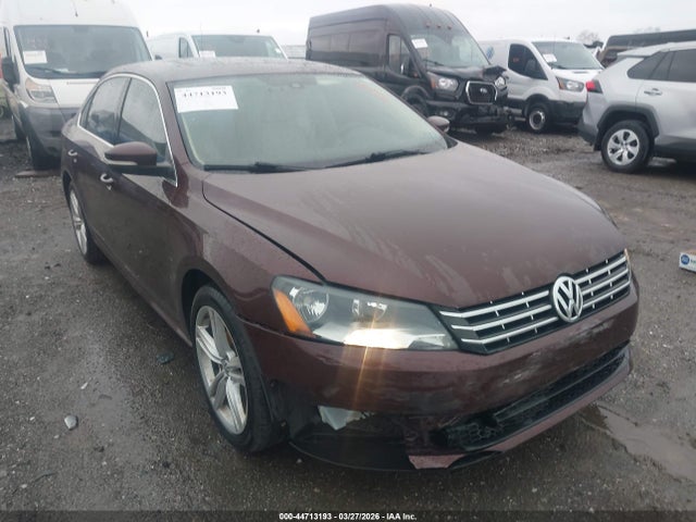 2014 Volkswagen Passat 2.0l Tdi Se მანქანა იყიდება აუქციონზე, vin: 1VWBN7A33EC064709, აუქციონის ნომერი: 44713193