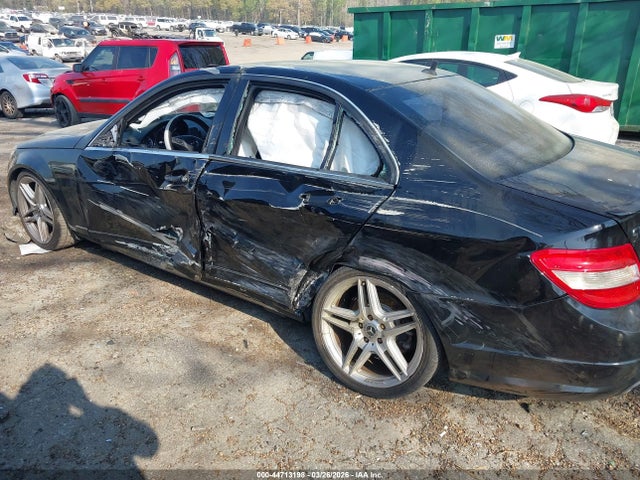 44713198 :رقم المزاد ، WDDGF5EB3BR159894 vin ، 2011 Mercedes-benz C 300 Sport مزاد بيع
