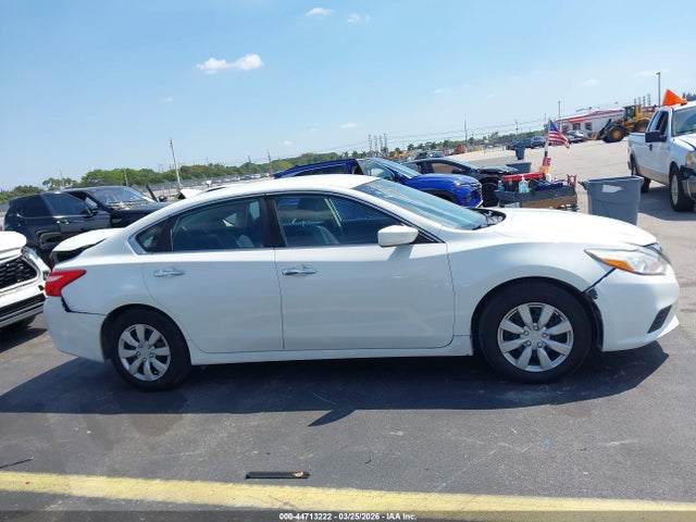 2016 Nissan Altima 2.5/2.5 S/2.5 Sl/2.5 Sr/2.5 Sv მანქანა იყიდება აუქციონზე, vin: 1N4AL3AP3GN329657, აუქციონის ნომერი: 44713222
