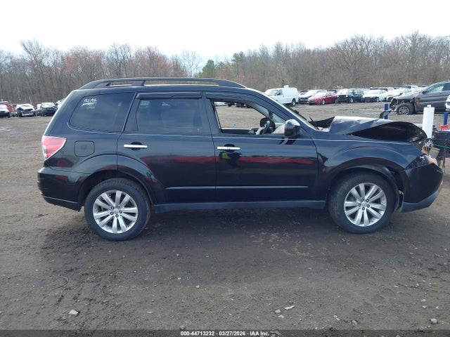 2013 Subaru Forester 2.5x Premium მანქანა იყიდება აუქციონზე, vin: JF2SHADC8DH427432, აუქციონის ნომერი: 44713232