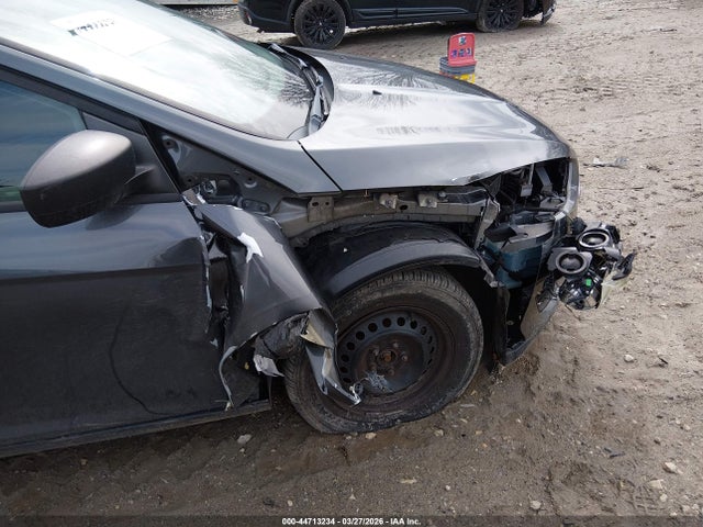 Ford FOCUS S 2017 1FADP3E25HL218315 Image 12