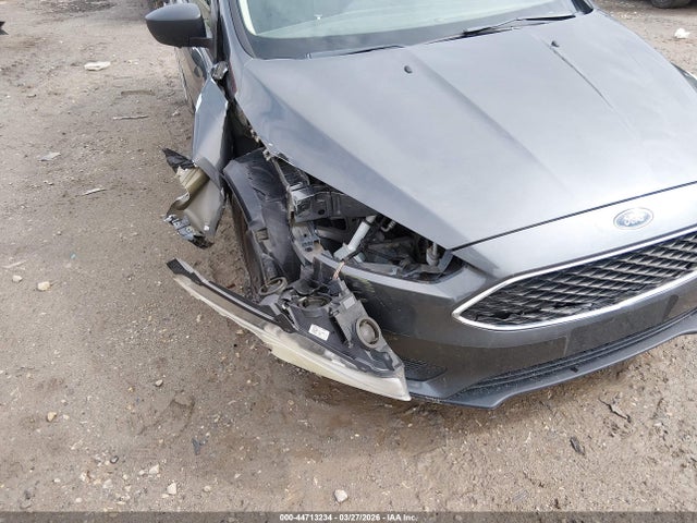 Ford FOCUS S 2017 1FADP3E25HL218315 Image 13