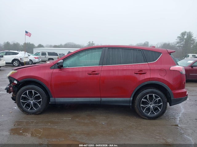 Продаж на аукціоні авто 2018 Toyota Rav4 Le, vin: 2T3BFREV2JW763652, номер лоту: 44713253