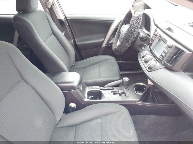 Продаж на аукціоні авто 2018 Toyota Rav4 Le, vin: 2T3BFREV2JW763652, номер лоту: 44713253