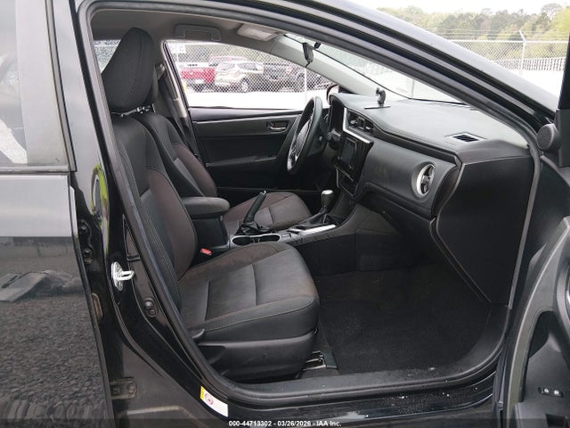 2018 TOYOTA COROLLA 2T1BURHE6JC095351 Photo 4