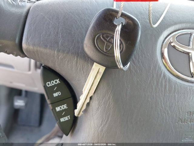 2004 TOYOTA CAMRY 4T1BF30K14U073415 Photo 10