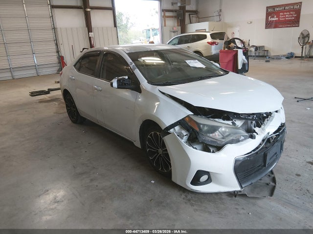 Auction sale of the 2015 Toyota Corolla S Plus, vin: 5YFBURHE8FP298992, lot number: 44713409